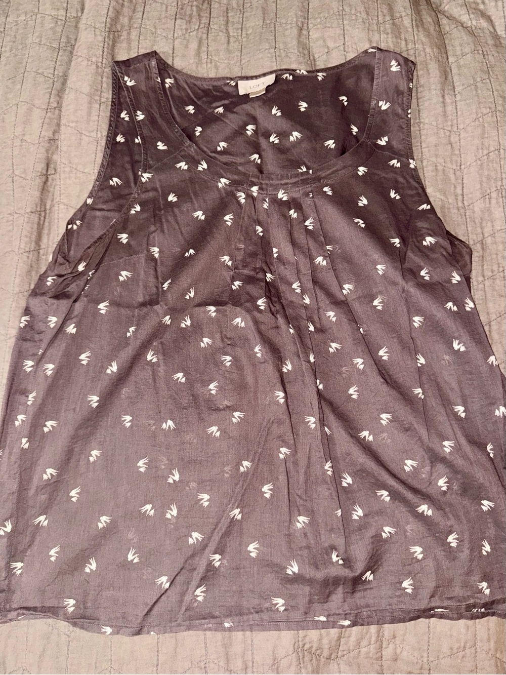 LOFT Gray Floral-Print Sleeveless Camisole